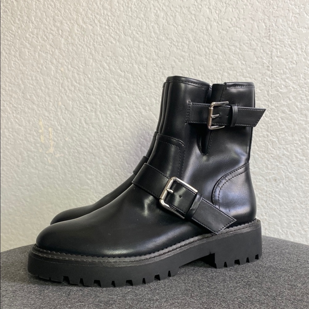 Nordstrom black buckle boots - Picture 2 of 8